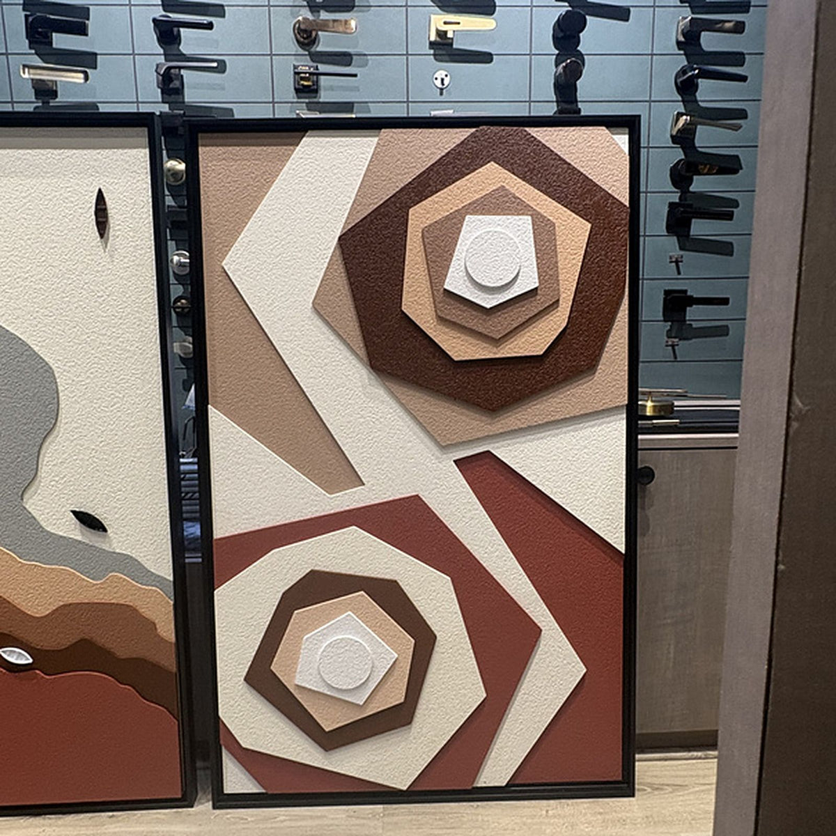 Hexa, studio photo